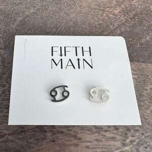 New silver tone cancer astrological horoscope small post earrings